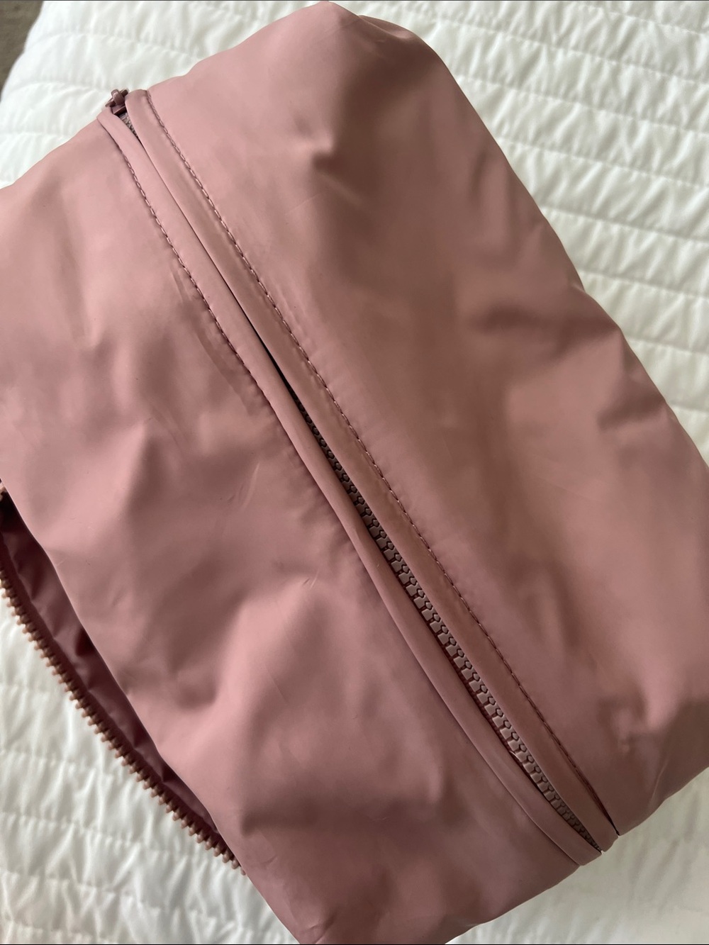 Rare Beauty Blush Pink Travel Cosmetic Case - Picture 7 of 7